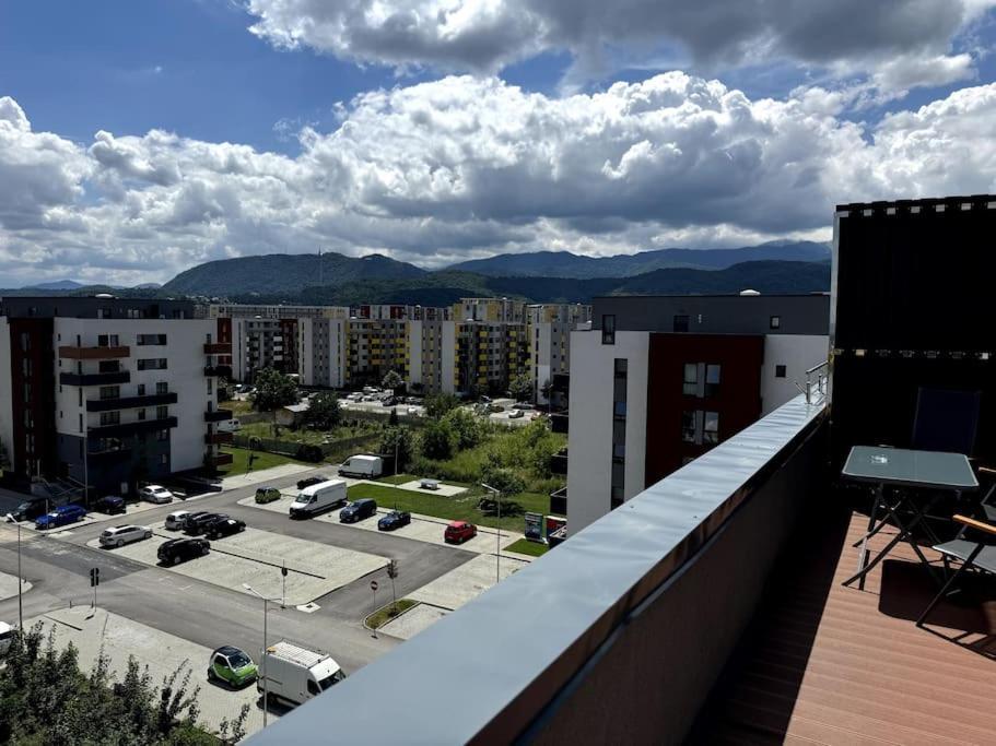 Seville Studio Cu Terasa & Vedere La Munte Brasov Bagian luar foto